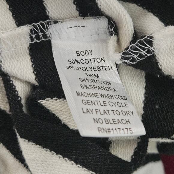 Stripped Pullover Sweater Size Medium - Picture 4 of 4